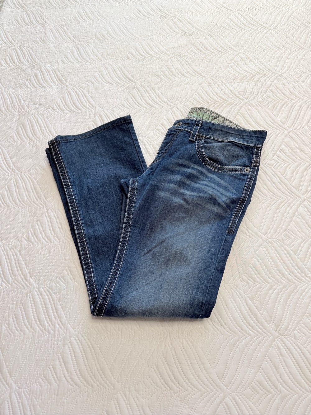 Cruel Denim Abby Women’s Blue Stonewashed Flare Jeans. Size 30R